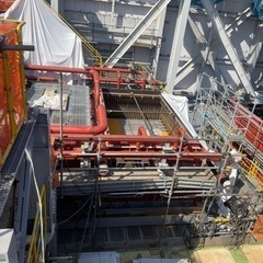 私たちと一緒に働きませんか？  弊社は働きやすく、楽しいと思える職場環境づくりを大事にしています。最初は未経験でも真面目に作業に取り組み、教えたことを素直に実行できる方であれば特別な技術は必要ありません。全く違う業種からの転職、建設関係でもプラント関係以外で活躍してきた方など、幅広い人材の方にご応募いただけるのを楽しみにしております。の画像