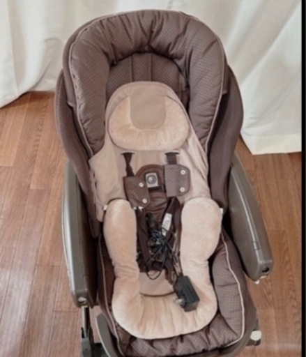 Ａｐｒｉｃａ　ＹｕｒａＬｉｓｍ電動ハイローチェアー