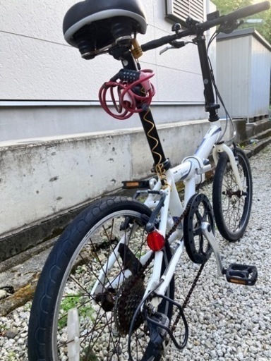 583、折りたたみ自転車20インチホワイト
