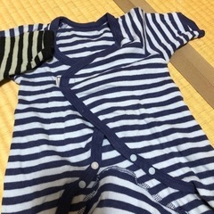 ベビー　夏服　ロンパース　　の画像