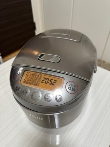 SANYO 5合　炊飯器