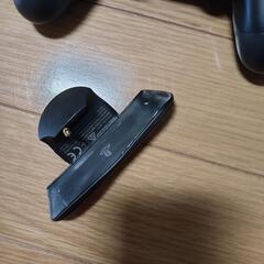 ps4 CUH-2000本体＋コントローラー、背面パッド 着払い 引取り可の画像