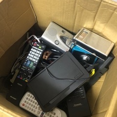 テレビやその他電子機器