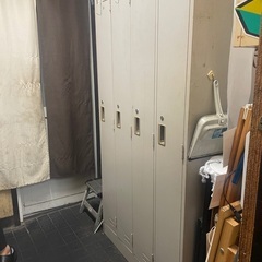 カギあり４人用ロッカー