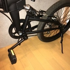 ほぼ新品の6段変速　セミファットタイヤ　20inch 極美品の画像