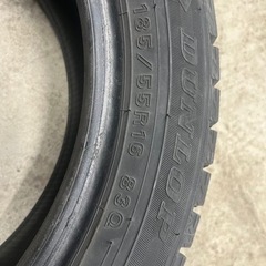 車のパーツ タイヤ、ホイールの画像