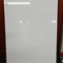 【お取引成立済みです】★縦型ホワイトボード差し上げます【ジャンク...