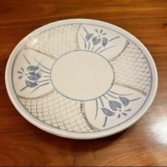 差し上げます　和皿　直径28cm 　大皿　レトロ　菖蒲