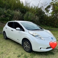 日産　リーフ