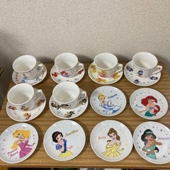 ディズニー　プリンセス　カップ　ソーサー　皿　全18点セット