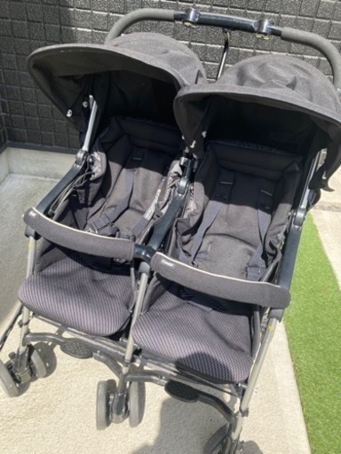 コンビ　二人乗りベビーカー　ツインスピン