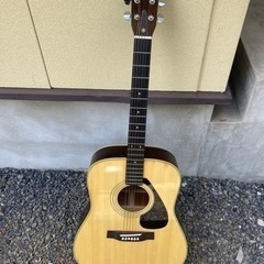 ギターYAMAHA