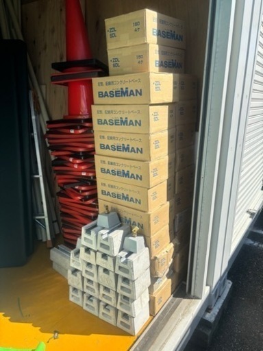 配管配線用　コンクリートベース