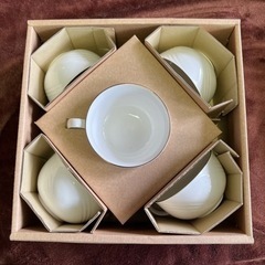 スープカップ&ソーサー5個セットの画像