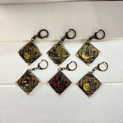 鬼滅の刃　スクエアキーホルダー  花札風デザイン　6個セット