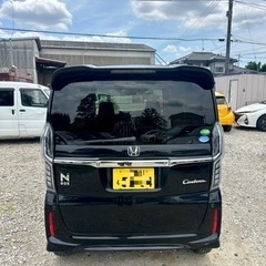 令和2年車　ホンダ NBOXカスタム　30,388km   車検7年／3月の画像