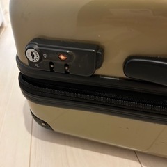スーツケース　1-2泊用の画像