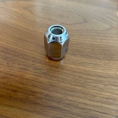 ★値下げ★ホイールナット20個の画像