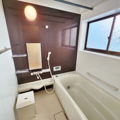 岩美町網代 一戸建て賃貸 5LDK 駐車場4台以上 月6.3万円  − 鳥取県