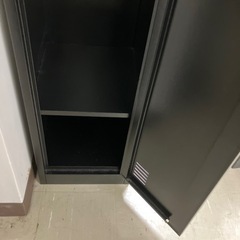 A2405-995 スチールロッカー 黒 キズ、汚れ有②の画像