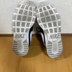 NIKE メンズ　スニーカーの画像