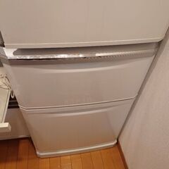 冷蔵冷凍庫の画像