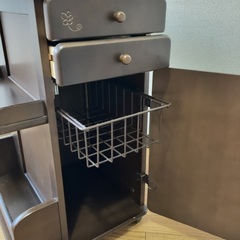 木製ワゴンの画像