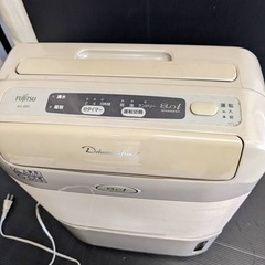 【お譲り先決まりました】除湿器（動作しますが一応ジャンク）の画像
