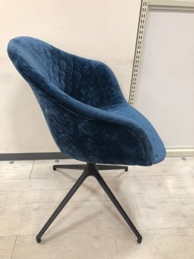取りに来れる方限定！ＢｏＣｏｎｃｅｐｔ(ボーコンセプト)の回転チェアです！