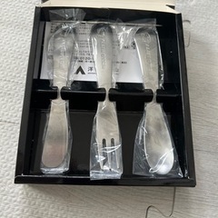 キティーちゃん　カラトリーの画像