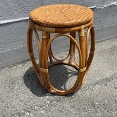 ★ 家具 籐 ラタン 製 ランドリーチェア 椅子 スツール 脱衣...