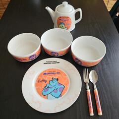 レア!お値下げしました!モンスターズ・インク食器セット