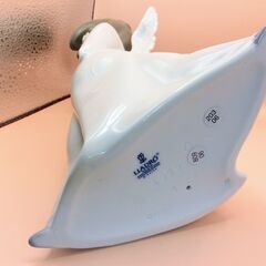 リヤドロ 天使の考え事 うん、そうしよう｜LLADROの画像