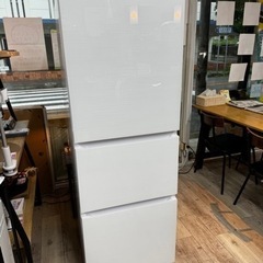 【ほぼ新品】ハイセンス 【右開き】283L 3ドア冷蔵庫 e angle select  HR-G28E3W の画像
