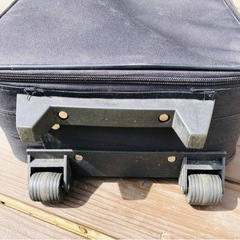 コンパクト・スーツケースの画像