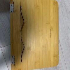 ブックスタンドと額縁
