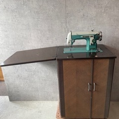 家電 生活家電 ミシンの画像