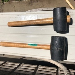 ゴムハンマー　日曜大工　建築工事　工具　肩叩き