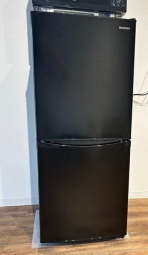 冷凍冷蔵庫142L