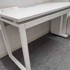 机　ビジネス用　デスクの画像