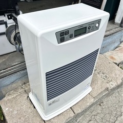 札幌市内配送可 美品 21年12月製 サンポット FF式温風石油ストーブ FF-4211TL S 木造11畳/コンクリート18畳  の画像