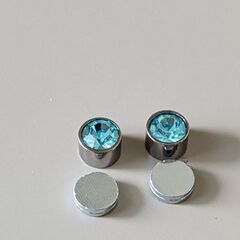 マグネットピアス（新品）レイクブルーの画像
