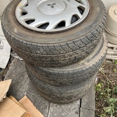 タイヤ4本