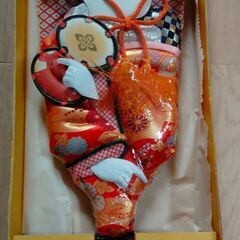 羽子板差し上げます。