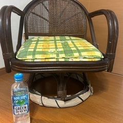 回転式　椅子
