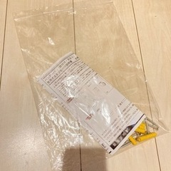 【新品未使用】壁取り付け型ラックの画像