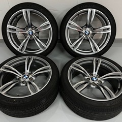 車のパーツ タイヤ、ホイール