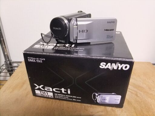 ☆最終値下げ！SANYO　三洋　デジタルムービーカメラ　DMX-TH1（現状渡し）☆