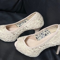 キャバ嬢パンプスの画像