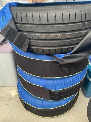 タイヤ　19インチ